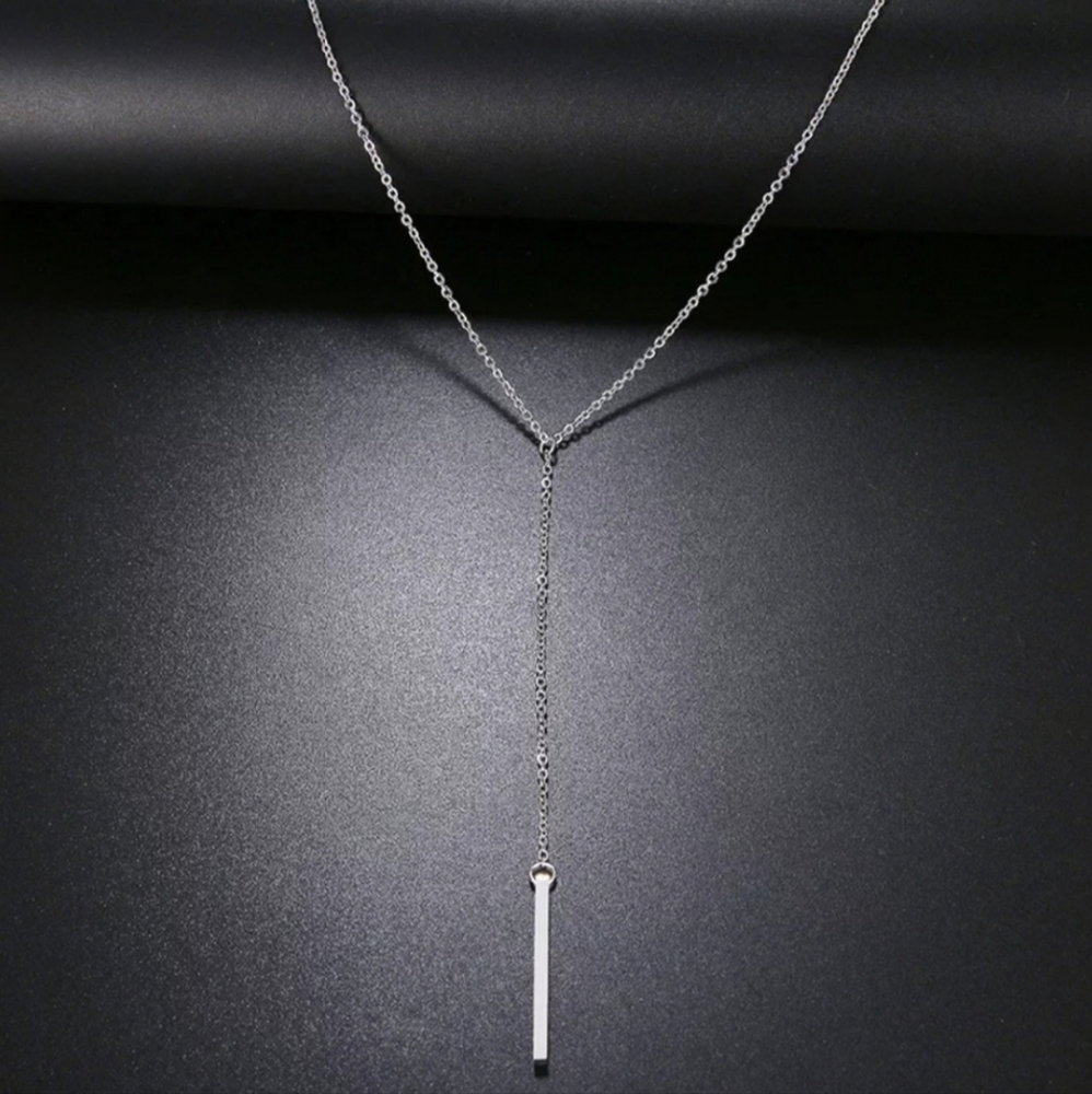 * Steal of a Deal Bundle * BOGO * Buy The Necklace Get The Stud Earrings Free *